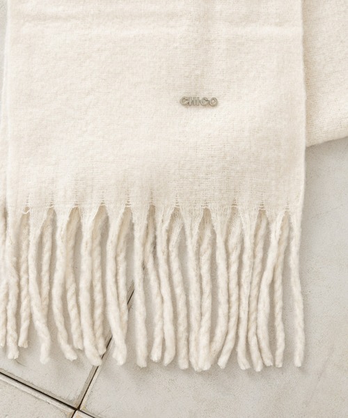 Chico(チコ)の「ブローチ付太フリンジストール(マフラー・レディース・アイボリー・FREE)」の4枚目の写真