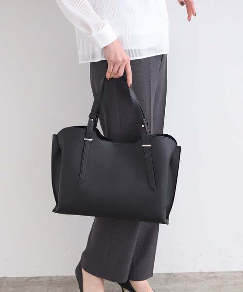 INDIVI(インディヴィ)の「◆【合皮/A4収納可能】横型トートバック(トートバッグ・レディース・ナチュラル/ブラック/ブラウン系その他・00)」の13枚目の写真