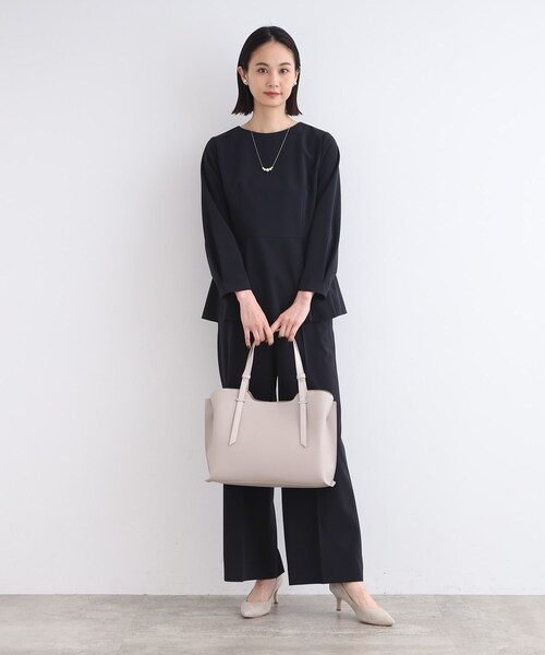 INDIVI(インディヴィ)の「◆【合皮/A4収納可能】横型トートバック(トートバッグ・レディース・ナチュラル/ブラック/ブラウン系その他・00)」の16枚目の写真