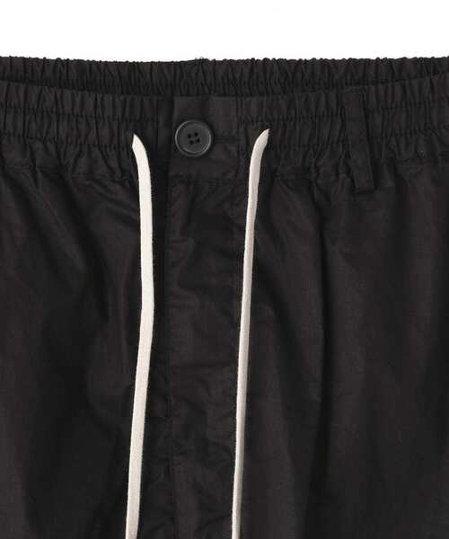DANKE SCHON（ダンケシェーン）の「DankeSchon/ダンケシェーン/PREMIUM PAPER COATING CARGO PANTS（カーゴパンツ・メンズ・ブラック・MEDIUM/LARGE）」の8枚目の写真