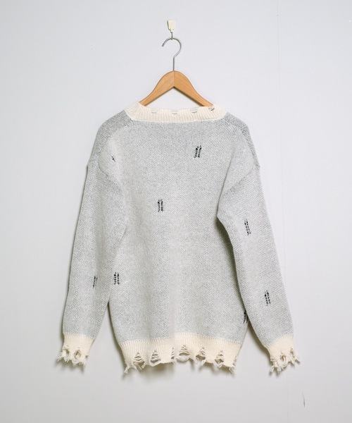 shopnikoniko(ショップニコニコ)の「レタリング ダメージ加工 ニット オーバーサイズ ビッグシルエット(ニット/セーター・レディース・グレー・フリー)」の12枚目の写真