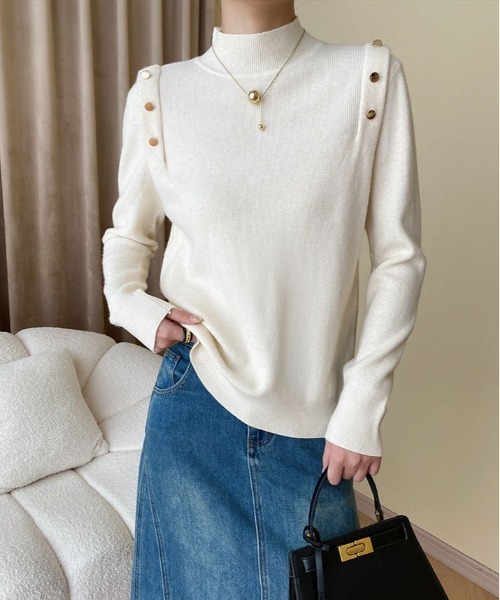 kirakiraShop(キラキラショップ)の「メタルボタン フレンチ スリーブ タートルニット(ニット/セーター・レディース・ブラック/オフホワイト・FREE)」の4枚目の写真