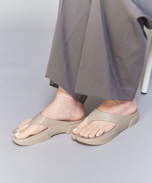 PAES（ペイズ）の「＜PAES＞FLIPFLOP タビサンダル（サンダル・レディース・モカ/ブラック/ホワイト/ベージュ・36/37/35）」の11枚目の写真