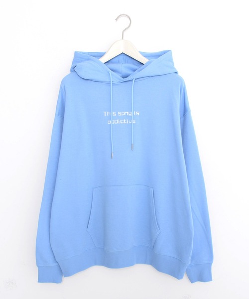 Revo.（レボ）の「ガールイラスト バックプリント オーバーサイズ 裏毛 プルオーバーパーカー ワンポイント刺繍（パーカー・メンズ・ライトブルー/ブラック/オフホワイト・L/M）」の4枚目の写真