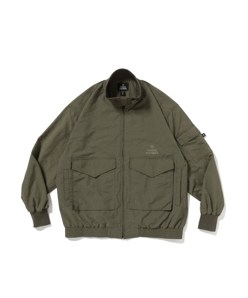 MAGIC NUMBER（マジック ナンバー）の「【MAGIC NUMBER】G-8 NYLON JK（ナイロンジャケット・メンズ・ブラック/オリーブ・LARGE/X-LARGE/MEDIUM）」の2枚目の写真