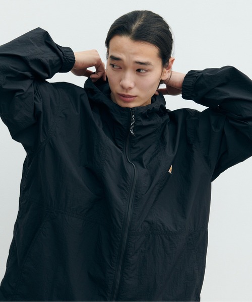 KELTY(ケルティ)の「Wind Parka / 撥水ウィンドパーカー(ブルゾン・レディース・グリーン/ホワイト/ブラック・L/M)」の5枚目の写真
