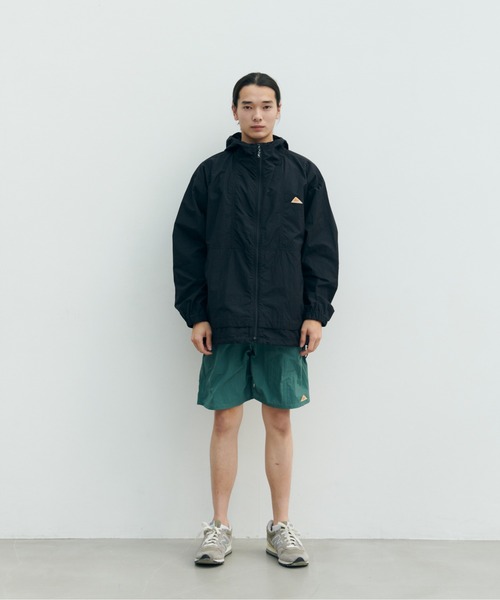 KELTY(ケルティ)の「Wind Parka / 撥水ウィンドパーカー(ブルゾン・レディース・グリーン/ホワイト/ブラック・L/M)」の8枚目の写真