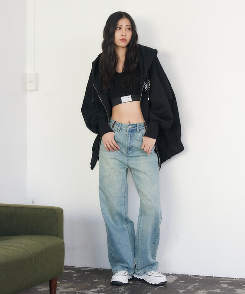ENVYM(アンビー)の「サイドラインストレートデニム(デニムパンツ・レディース・ブルー/ネイビー・SMALL/MEDIUM)」の10枚目の写真