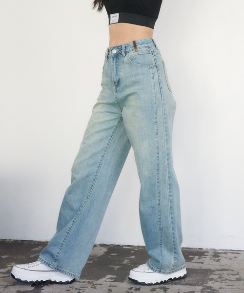 ENVYM(アンビー)の「サイドラインストレートデニム(デニムパンツ・レディース・ブルー/ネイビー・SMALL/MEDIUM)」の6枚目の写真