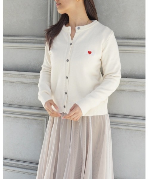 Chouchour（シュシュール）の「【chouchour/シュシュール】ハート刺繍ニットカーディガン（カーディガン/ボレロ・レディース・アイボリー/ピンク/ネイビー・FREE）」の5枚目の写真