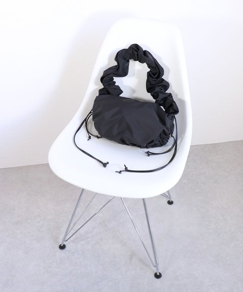 COLDE （コルデ）の「【colde】ギャザーハンドルショルダーバッグ /3241-300-1（ショルダーバッグ・レディース・イエロー/ブラック/アイボリー・FREE）」の17枚目の写真