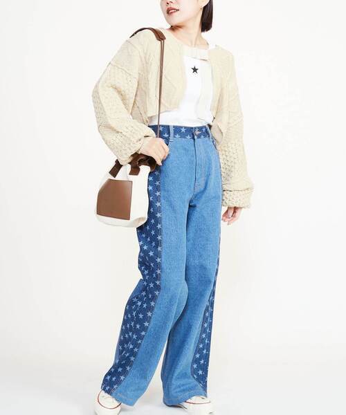 CONVERSE TOKYO(コンバーストウキョウ)の「GLITTER KNIT BOLERO(カーディガン/ボレロ・レディース・キナリ/ブラック・FREE)」の22枚目の写真