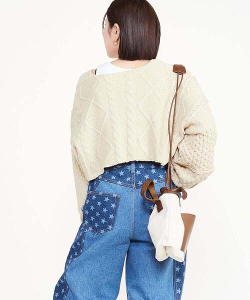 CONVERSE TOKYO(コンバーストウキョウ)の「GLITTER KNIT BOLERO(カーディガン/ボレロ・レディース・キナリ/ブラック・FREE)」の3枚目の写真