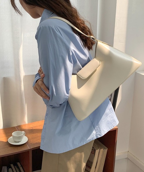 HA NT I NＧ　W o R LD ショルダーバッグ OVAL LOGO BUCKLE 2WAY SHOULDER BAG（ショルダーバッグ）｜X