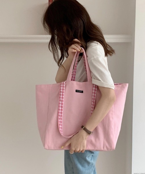 TONE SELECT GOODS（トーンセレクトグッズ）の「Liaa/大容量 リバーシブル ギンガムチェックトートバッグ A18259（トートバッグ・レディース・ベージュ/グリーン/ブラック/ピンク/イエロー・FREE）」の5枚目の写真
