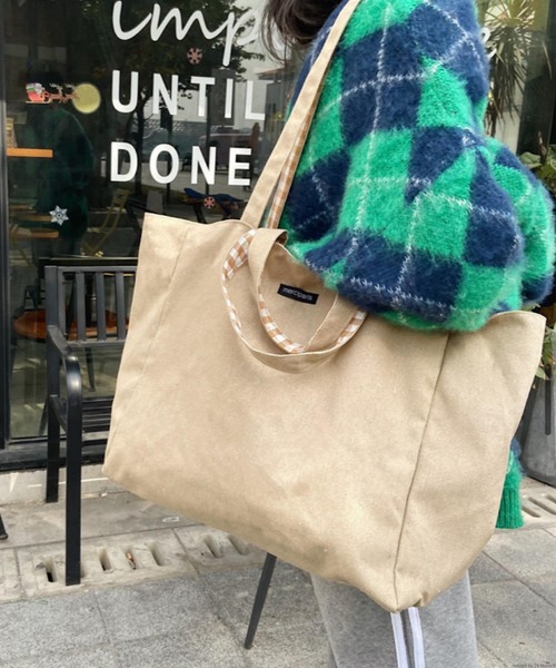 TONE SELECT GOODS（トーンセレクトグッズ）の「Liaa/大容量 リバーシブル ギンガムチェックトートバッグ A18259（トートバッグ・レディース・ベージュ/グリーン/ブラック/ピンク/イエロー・FREE）」の10枚目の写真