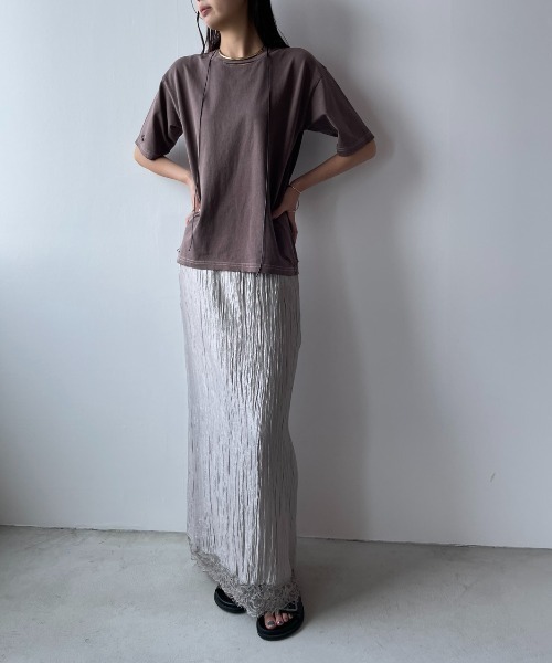 AIC.（エーアイシー）の「ピグメント加工カットアウトダメージTシャツ（Tシャツ/カットソー・レディース・チャコールグレー/オフホワイト/ネイビー/ブラウン・FREE）」の19枚目の写真