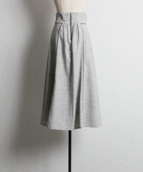 tocco closet(トッコ クローゼット)の「ツイードパイピングハイウエストスカート(スカート・レディース・ブラック/ライトグレー・M)」の14枚目の写真