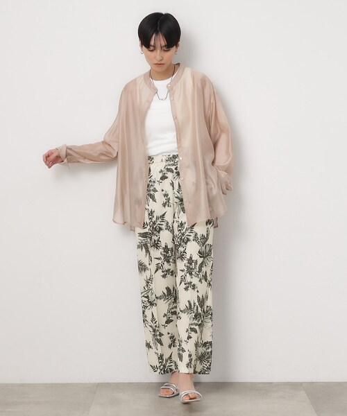 OPAQUE.CLIP(オペークドットクリップ)の「◆ボタニカルプリントイージーパンツ【洗濯機洗い可】(その他パンツ・レディース・ホワイト系3/チャコール・38/42/40)」の4枚目の写真