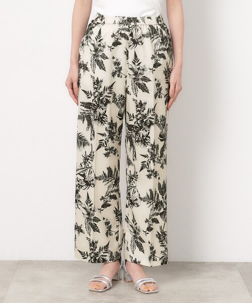 OPAQUE.CLIP(オペークドットクリップ)の「◆ボタニカルプリントイージーパンツ【洗濯機洗い可】(その他パンツ・レディース・ホワイト系3/チャコール・38/42/40)」の11枚目の写真