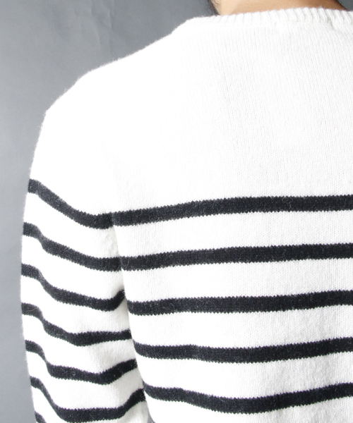AMERICAN RAG CIE(アメリカンラグシー)の「AMERICAN RAG CIE ウールパネルボーダーニット / 109-AMG-M152-KN617(ニット/セーター・メンズ・ホワイト系その他/ブラック系その他・1/2)」の7枚目の写真