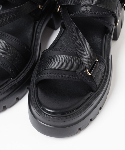 BAYFLOW（ベイフロー）の「[キレイめスポサン]厚底テープスポーツサンダル（サンダル・レディース・ベージュ/ブラック・MEDIUM/LARGE）」の13枚目の写真