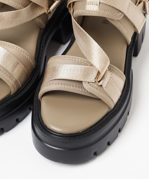 BAYFLOW（ベイフロー）の「[キレイめスポサン]厚底テープスポーツサンダル（サンダル・レディース・ベージュ/ブラック・MEDIUM/LARGE）」の14枚目の写真