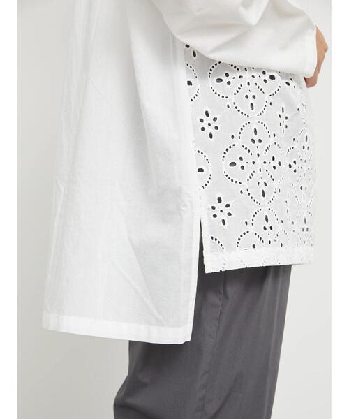 sm2rhythm（サマンサモスモスリズム）の「カットワーク刺繍シアーチュニック（シャツ/ブラウス・レディース・ブルー/オフホワイト/ブラック・F）」の8枚目の写真