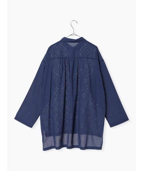 sm2rhythm（サマンサモスモスリズム）の「カットワーク刺繍シアーチュニック（シャツ/ブラウス・レディース・ブルー/オフホワイト/ブラック・F）」の15枚目の写真