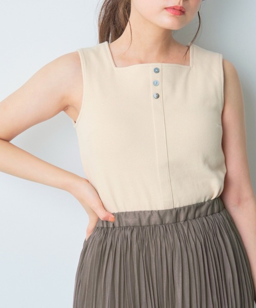 COHINA ボタンデザインボトルネックトップス ベージュ 未使用品 28_000000017272.jpg?1681780050