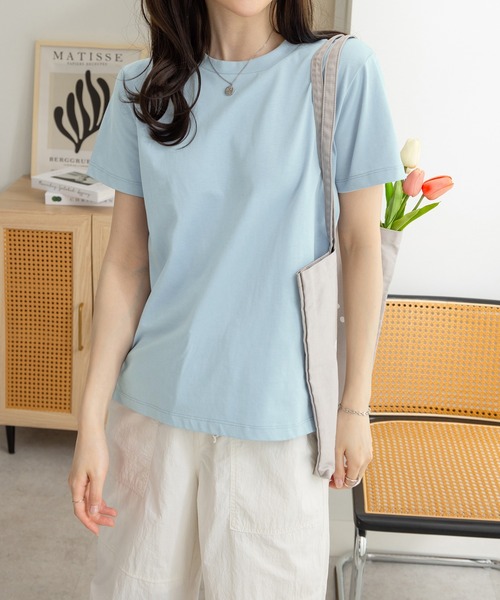 CHAN ME(チャンミ)の「綿100%クルーネックTシャツ(Tシャツ/カットソー・レディース・チャコールグレー/ブラック/ライトブルー/イエロー/ホワイト/ピンク・MEDIUM/LARGE/X-LARGE)」の8枚目の写真