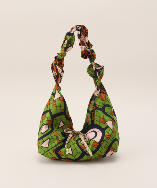 B.C STOCK（ベーセーストック）の「AFRICAN SQUARE/アフリカンスクエア 別注 パーニュギャザーハンドルBAG（ショルダーバッグ・レディース・ブラウン/ネイビー/ピンク・FREE）」の2枚目の写真