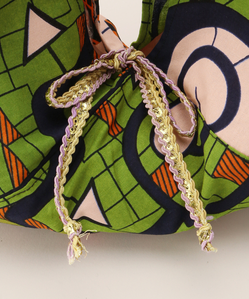 B.C STOCK（ベーセーストック）の「AFRICAN SQUARE/アフリカンスクエア 別注 パーニュギャザーハンドルBAG（ショルダーバッグ・レディース・ブラウン/ネイビー/ピンク・FREE）」の9枚目の写真