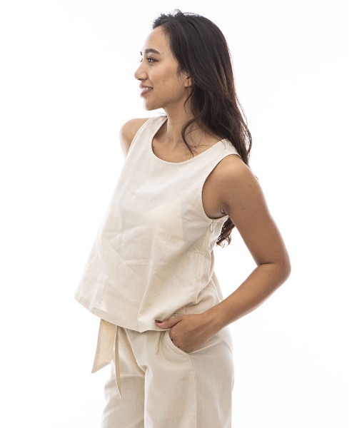 BILLABONG（ビラボン）の「BILLABONG レディース 【CHILLWEAR】 LINEN COTTON WOVEN TANK 【2024年夏モデル】/ビラボンリネンコットンタンク（タンクトップ・レディース・マルチ/アイボリー/ブラウン・MEDIUM/LARGE）」の4枚目の写真