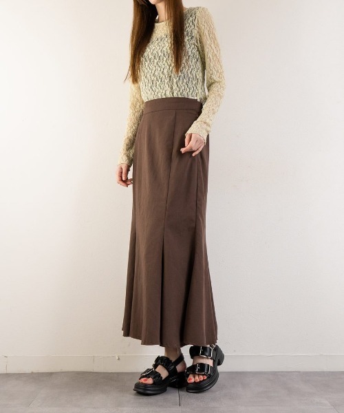 Fabby fabby(ファビィーファビィー)の「厚底ギャザー2ベルト金具サンダル(サンダル・レディース・ブラック/オフホワイト・SMALL/MEDIUM/LARGE)」の13枚目の写真
