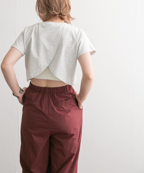 KBF（ケイビーエフ）の「フロントオープンロゴTEE（Tシャツ/カットソー・レディース・グレー/オフホワイト・ONE）」の9枚目の写真