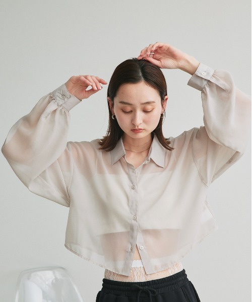 ad thie(アドティエ)の「シアーショート丈シャツ(シャツ/ブラウス・レディース・ライトグレー/ピンク/ブルー/ブラック/ライトブルー/ライトピンク/オフホワイト・FREE)」の10枚目の写真