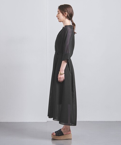 UNITED ARROWS（ユナイテッドアローズ）の「ASAMI ドルマン スキッパー ワンピース（ワンピース・レディース・ブラック/ベージュ/ロイヤルブルー・38/36）」の13枚目の写真