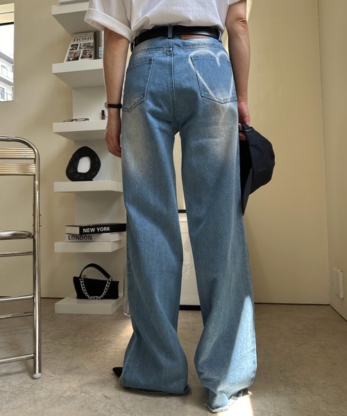 ULEULA（ウルア）の「ハートブリーチデニムルーズパンツ（デニムパンツ・レディース・ブルー・LARGE/MEDIUM）」の8枚目の写真