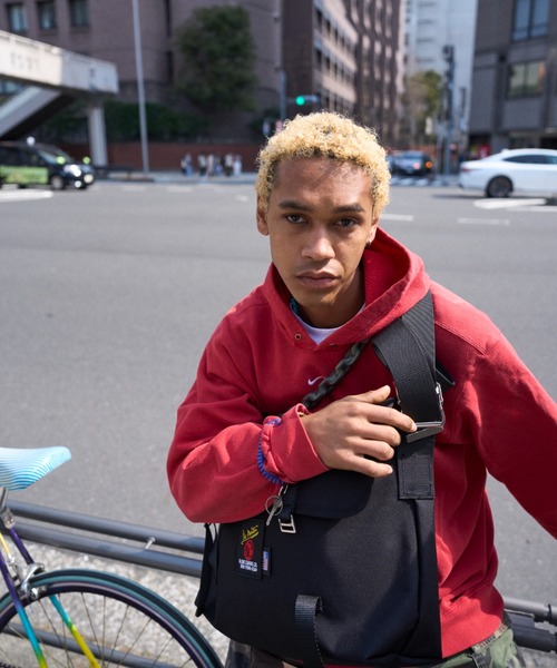 De Martini(ディ マティーニ)の「De Martini MESSENGERBAG (MEDIUM (DM3601)(メッセンジャーバッグ・メンズ・マルチ/ブラック・FREE)」の19枚目の写真