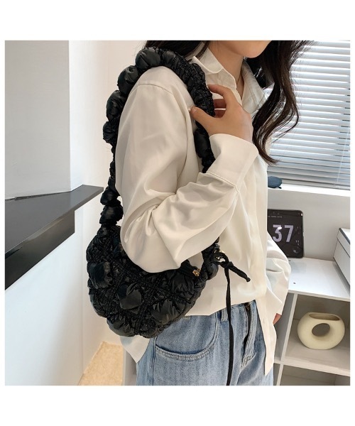 SALTMINT（ソルトミント）の「3wayメタリックポップコーンバッグ（ハンドバッグ・レディース・ブラック/パープル/シルバー・ONESIZE）」の8枚目の写真