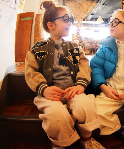 DENIM DUNGAREE(デニムダンガリー)の「Compact Chino Stadium Jacket(スタジャン・キッズ・ライトカーキ・130/140)」の5枚目の写真
