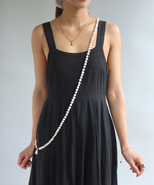 TUWAKRIM（トゥワクリム）の「【TUWAKRIM】パールラリエット（ネックレス・レディース・クリア/レッド/グリーン・MEDIUM）」の3枚目の写真