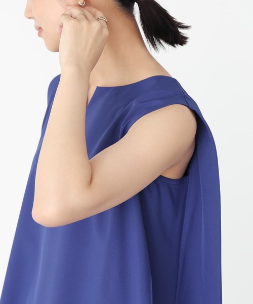 n'OrLABEL(ノアールレーベル)の「変形フレアノースリーブカットソー(Tシャツ/カットソー・レディース・ブルー/オフホワイト/ブラック・2/1)」の15枚目の写真