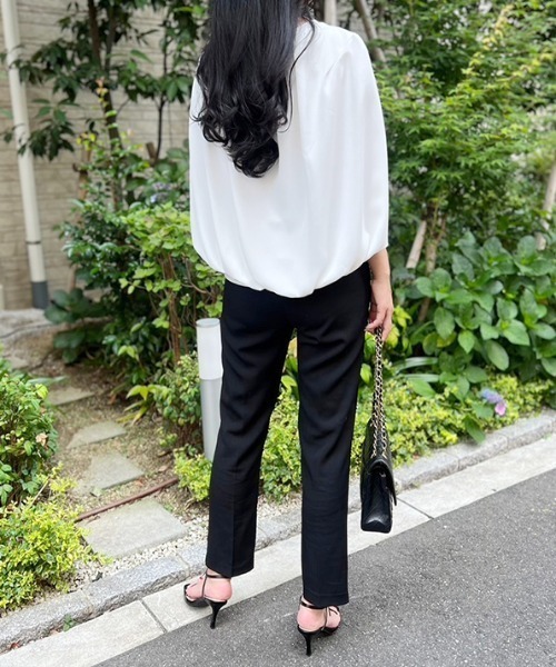 MODE ROBE(モードローブ)の「ケープマントノースリーブトップス(Tシャツ/カットソー・レディース・ホワイト/ブラック・FREE)」の10枚目の写真