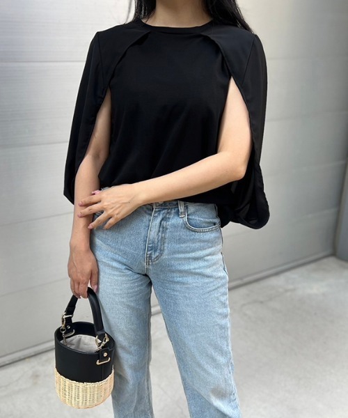 MODE ROBE(モードローブ)の「ケープマントノースリーブトップス(Tシャツ/カットソー・レディース・ホワイト/ブラック・FREE)」の17枚目の写真