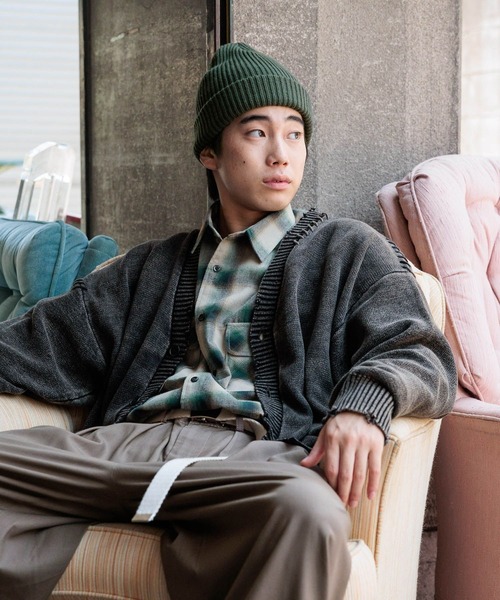 niko and（ニコアンド）の「ダメージフェードニットカーディガン