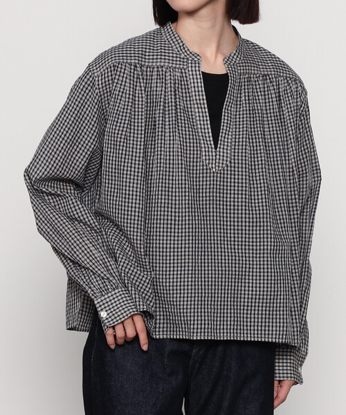 Bshop（ビショップ）の「INDIA INDUSTRY | 〈別注〉キーネックプル 