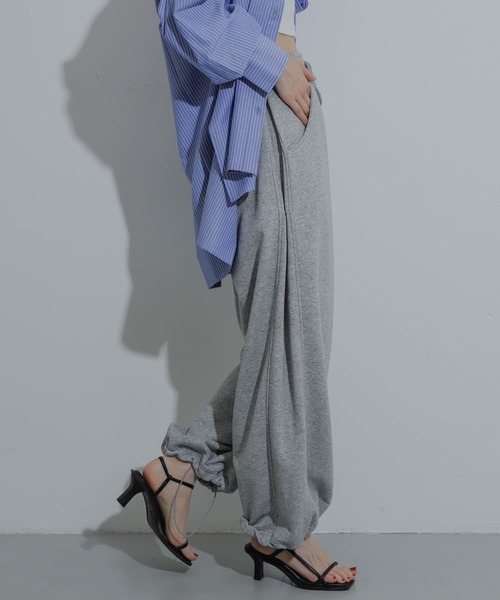 SENSE OF PLACE by URBAN RESEARCH（センスオブプレイスバイアーバンリサーチ）の「サイドパネルスウェットパンツ（スウェットパンツ・レディース・ネイビー/グレー/オフホワイト・ONE）」の13枚目の写真