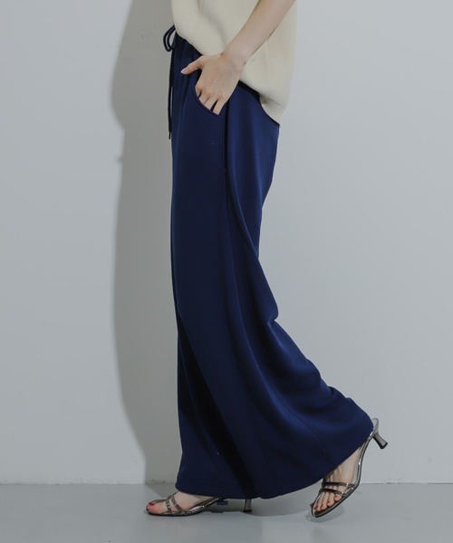 SENSE OF PLACE by URBAN RESEARCH（センスオブプレイスバイアーバンリサーチ）の「サイドパネルスウェットパンツ（スウェットパンツ・レディース・ネイビー/グレー/オフホワイト・ONE）」の20枚目の写真